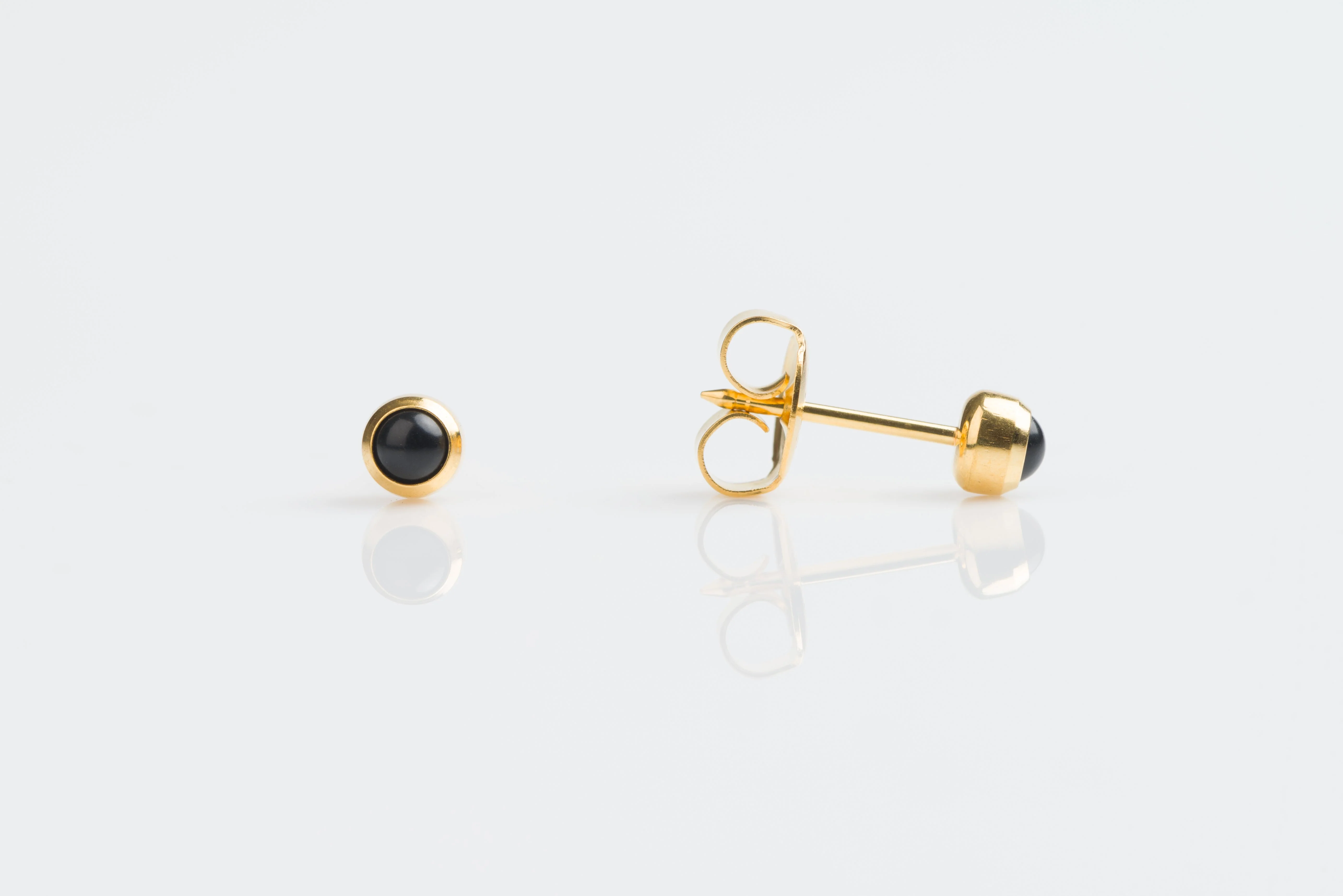 System 75 Bezel Set Birthstone Piercing Studs - 3mm - Black Pearl - Gold Plated
