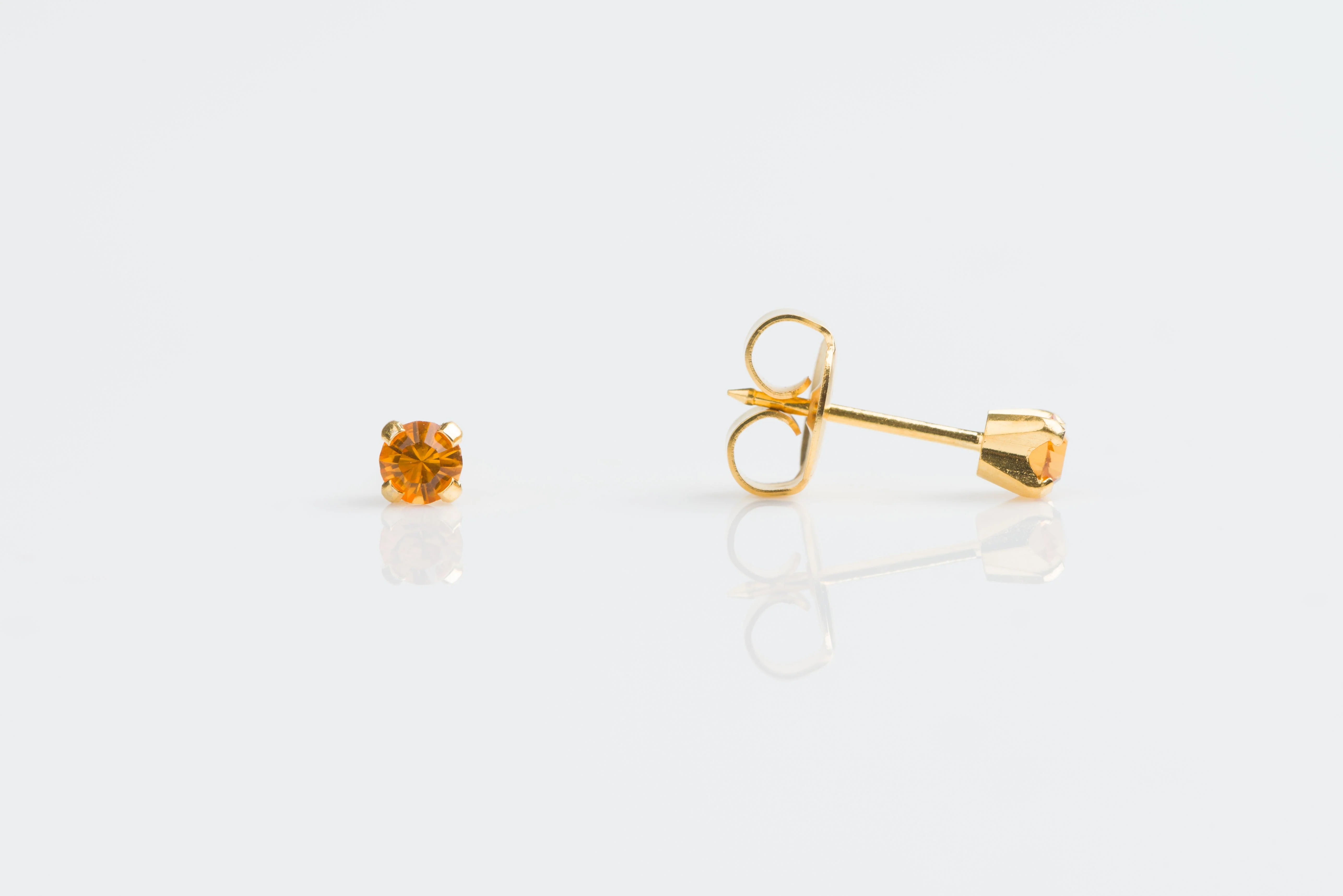 System 75 Prong Set Birthstone Piercing Studs - 3mm - November Topaz Crystal - Gold Plated
