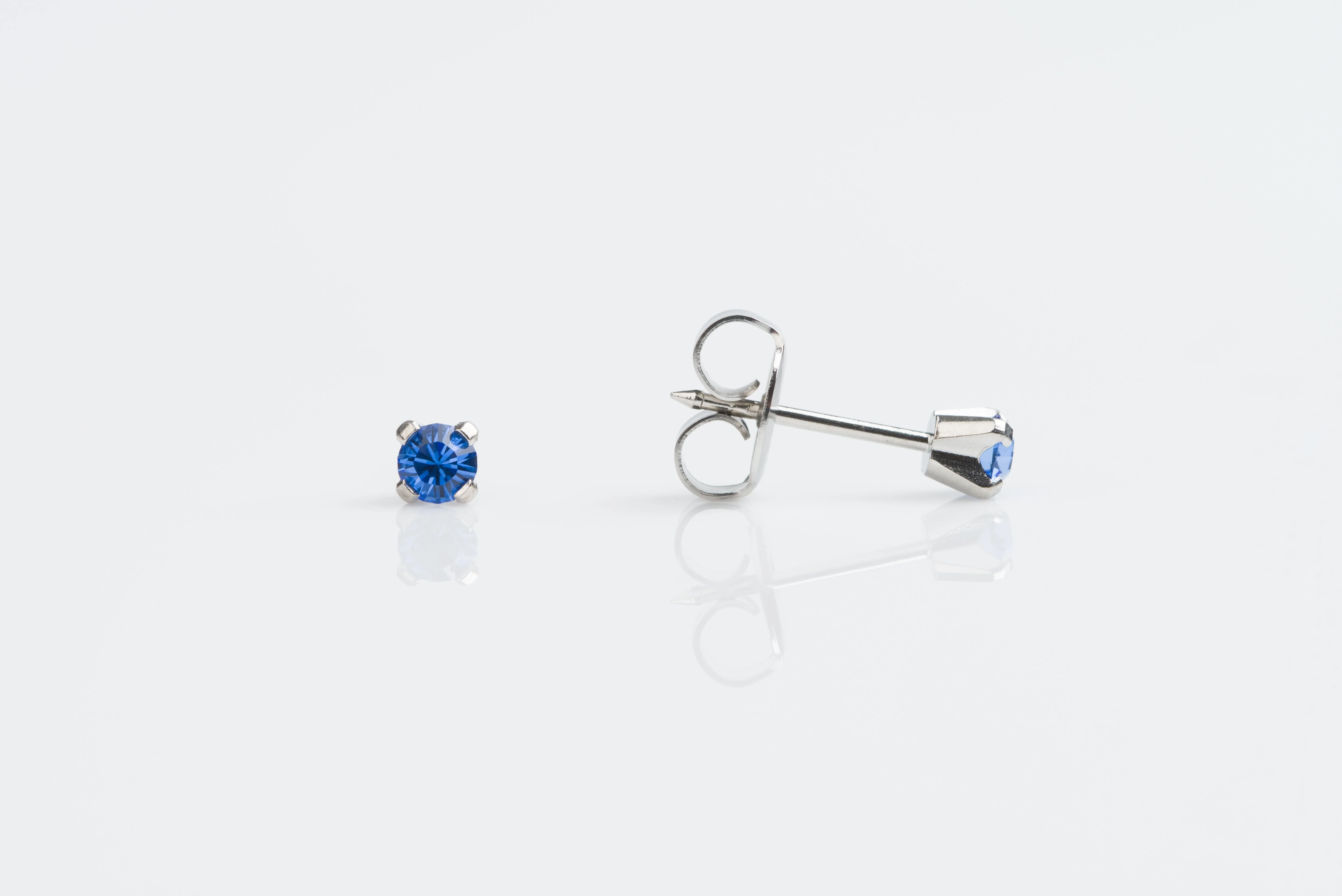 System 75 Prong Set Birthstone Piercing Studs - 3mm - September Sapphire Crystal - Stainless Steel