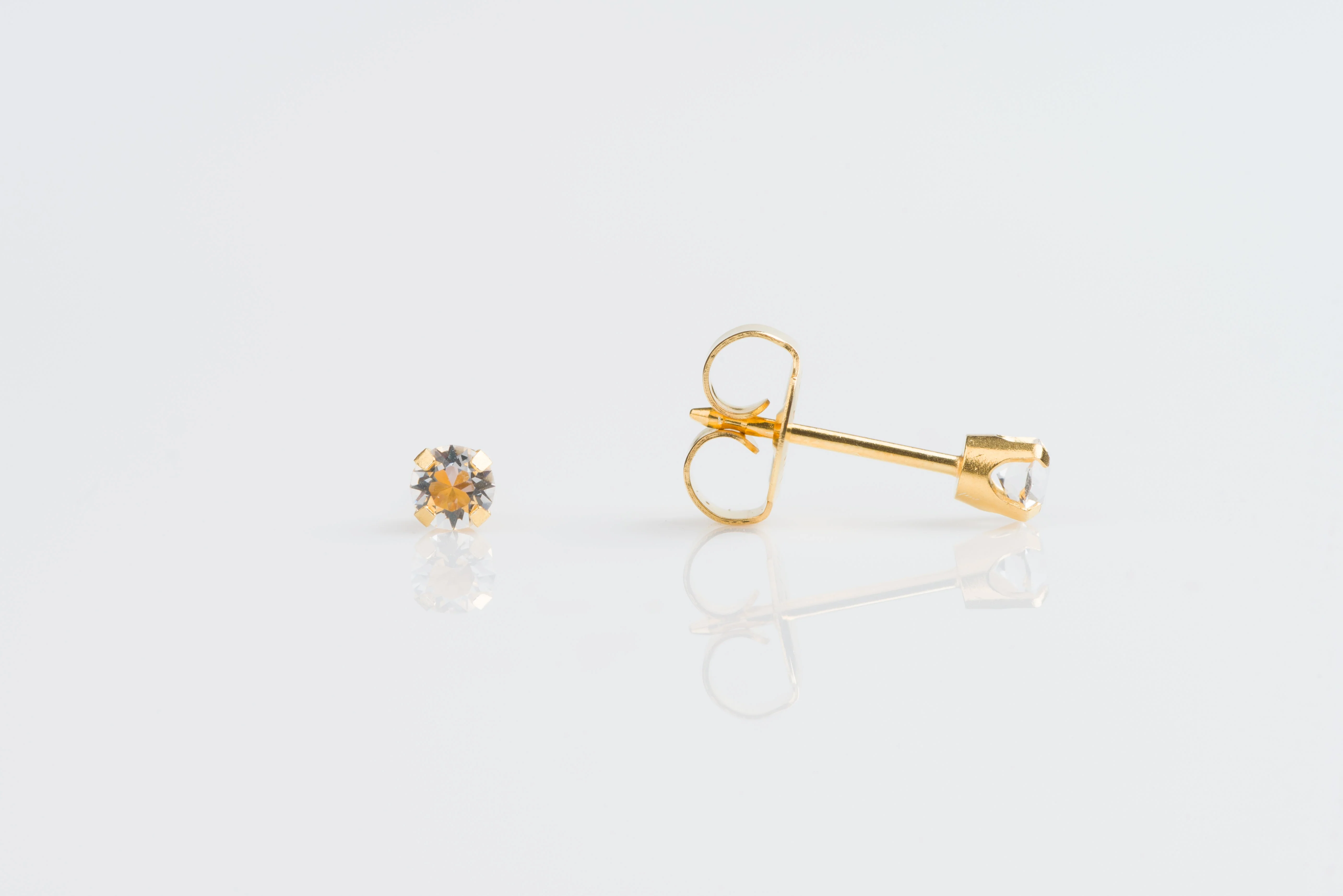 System 75 Prong Set Birthstone Piercing Studs - 3mm - April Clear Crystal - 14K Yellow Gold
