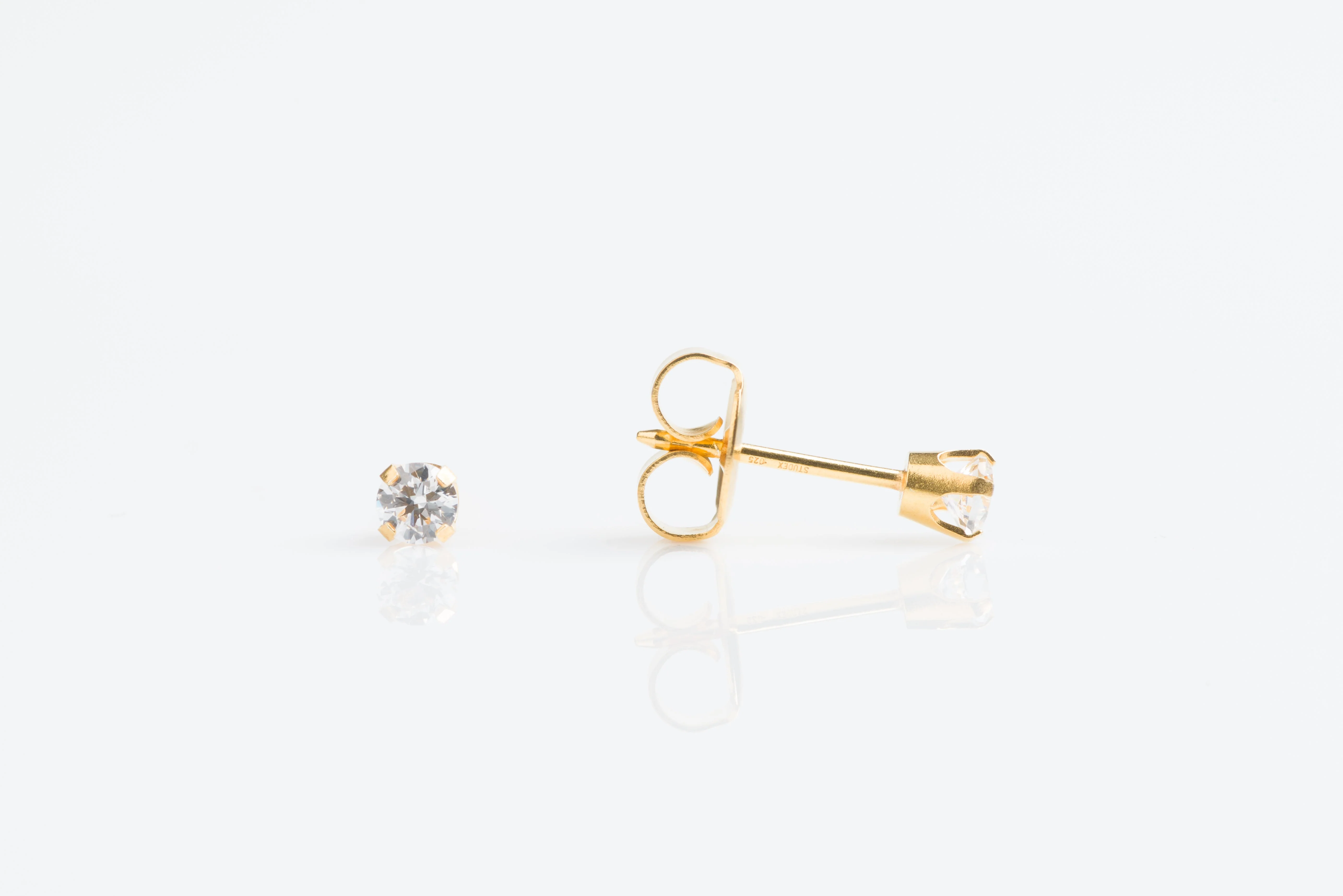System 75 Prong Set Cubic Zirconia Piercing Studs - 3mm - Regular Post - 18K Yellow Gold