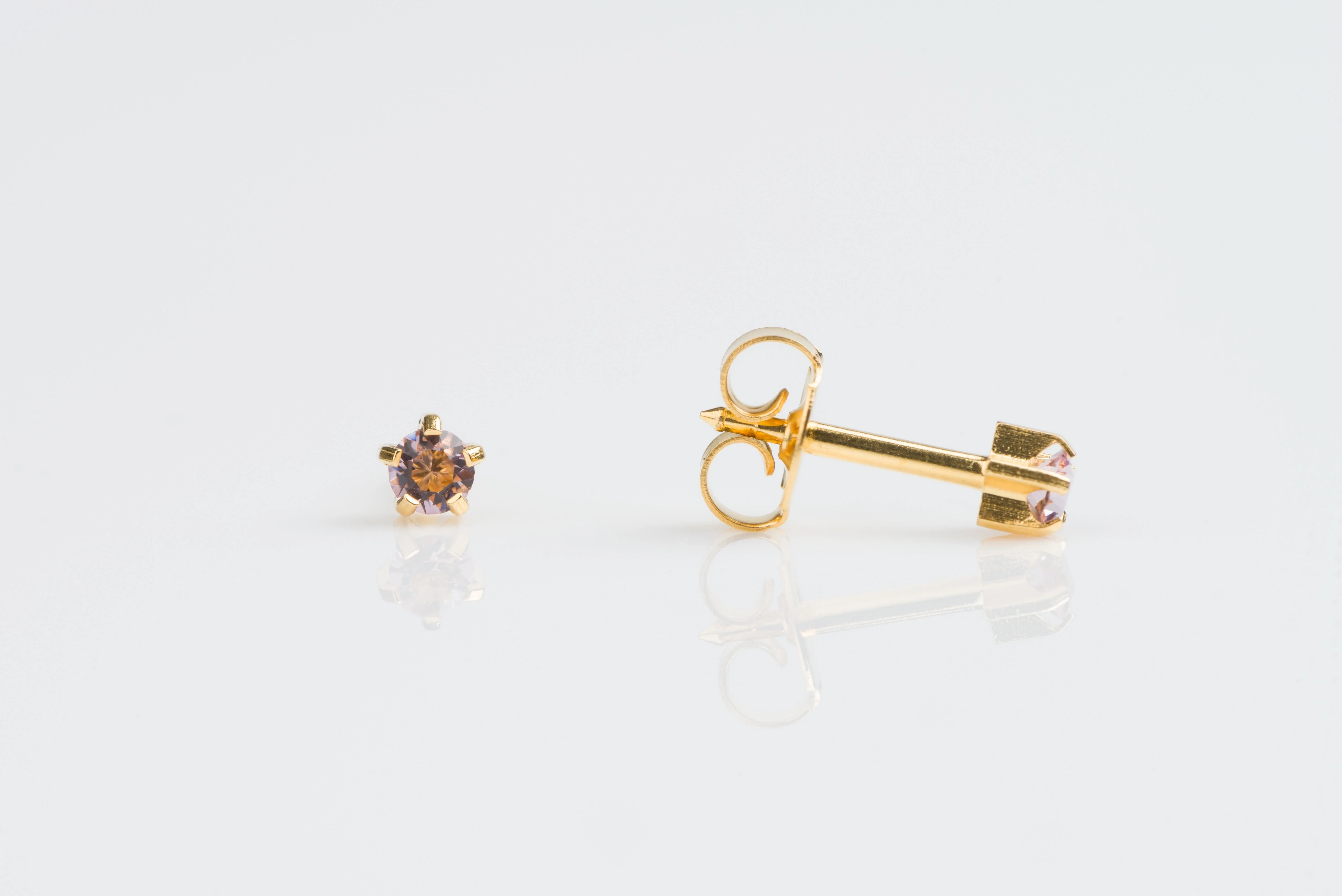 Prong Set Crystal Universal Select Carded Piercing Studs - Image 7