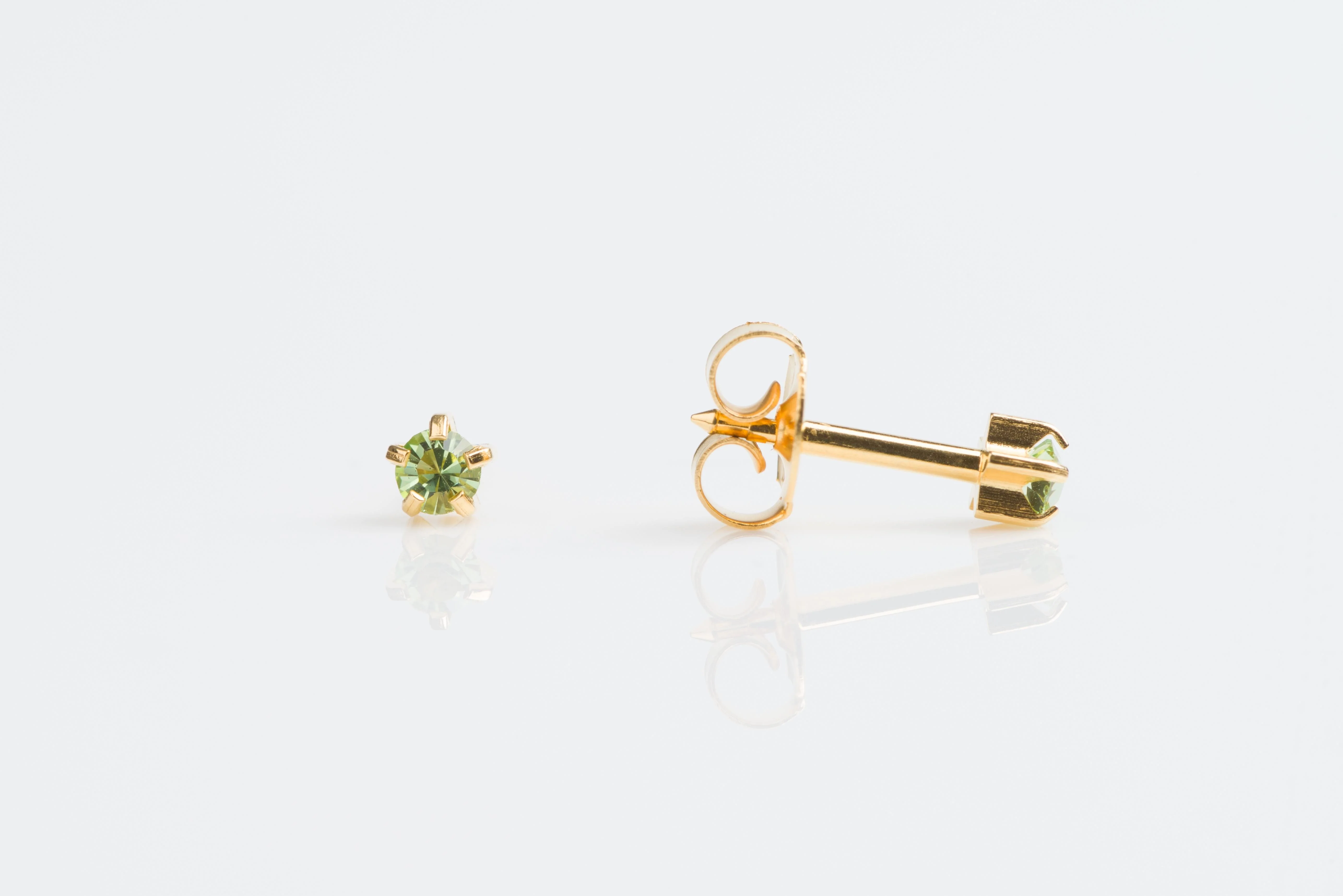 Prong Set Crystal Universal Select Carded Piercing Studs - Image 9