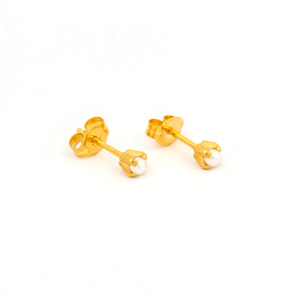 Tiny Tips Prong Set Pearl Studs - 3mm - Gold Plated - Image 3